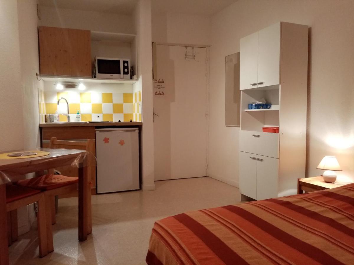 Studio "Le Rigaou" Gréoux-les-Bains Екстериор снимка